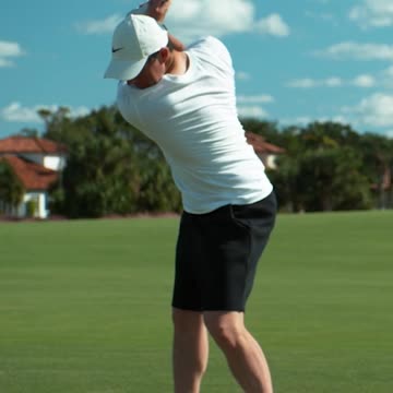 Rory's slow-mo iron swing #golf #golfer #professional #athlete #slowmo #iron #swing #shot #hit #pro