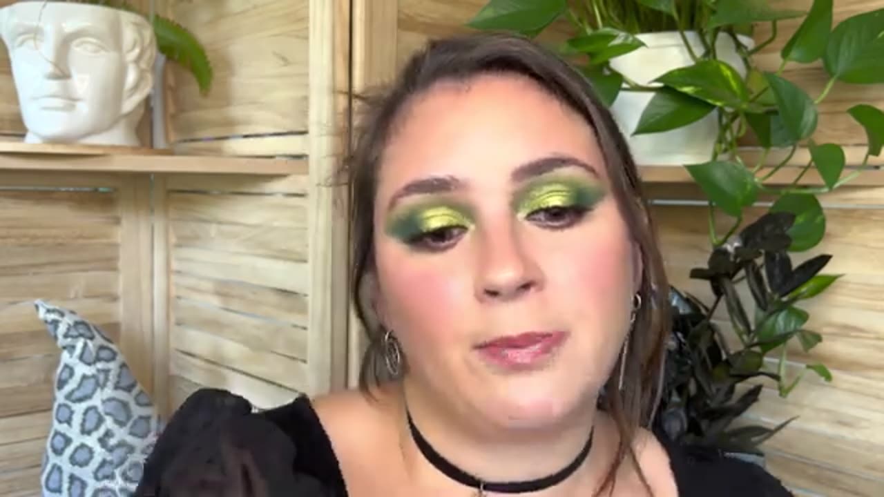 Decluttering my eyeshadow collection, part 1