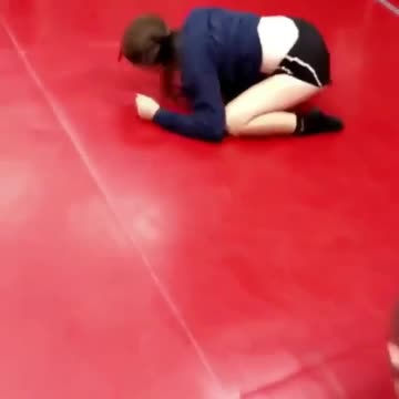 WHO HAS PLAYED THAT GAME??? 🤣🤣🤣😭😭😭