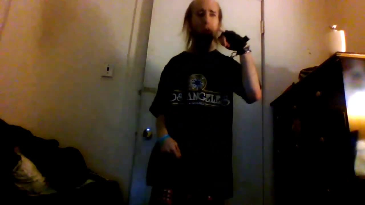 [Cyraxx Youtube 2020-1-29] Odd World Art - freestyle dark rap