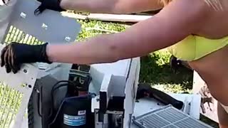 HOW TO CLLEAN A WINDOW AC IN A BIKINI