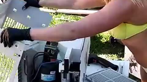 HOW TO CLLEAN A WINDOW AC IN A BIKINI