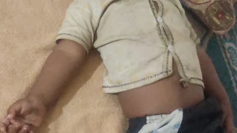 Mera Babu so rha hai.