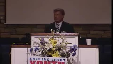 Mistakes of the Titanic by Pastor Danny Castle.