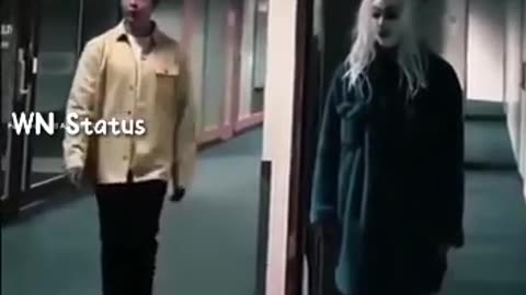 😭😭
