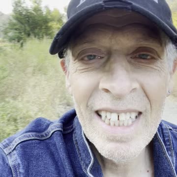 SARCASM IS SWEET NECTAR FOR THE EGO. We love a GOOD ZINGER.