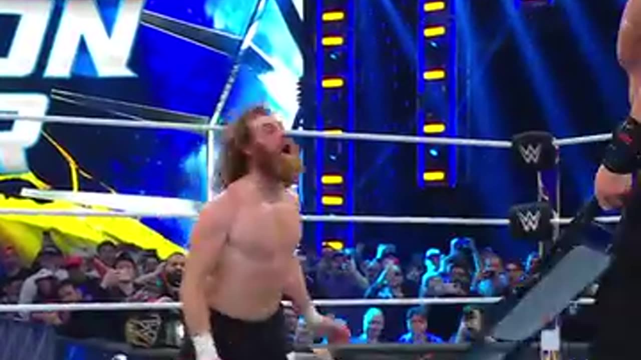 Sami Zayn looked to dethrone Roman Reigns when WWE came back to Montre🔥💯💪💪al!