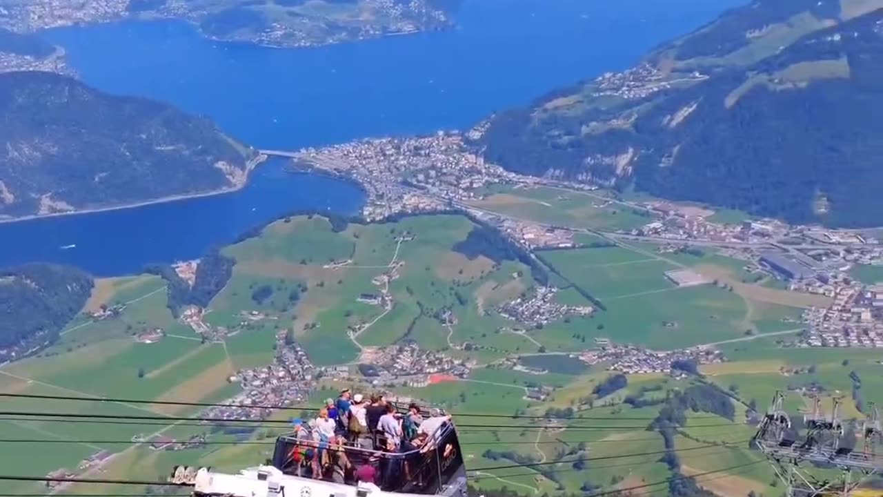 🇨🇭Switzerland🇨🇭, Cable car in the Canton of Lucerne.