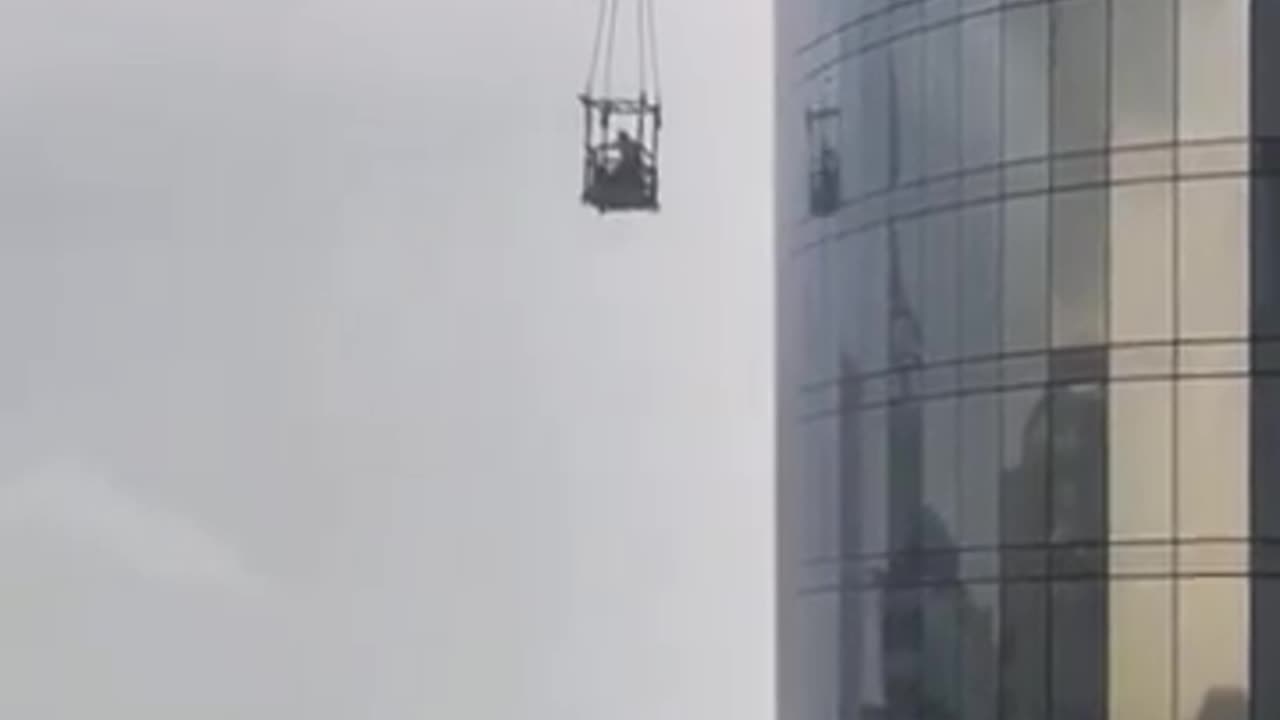 News Break: window cleaner