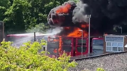 Climate - Another Bus Goes Up In Flames Due To The Batteries