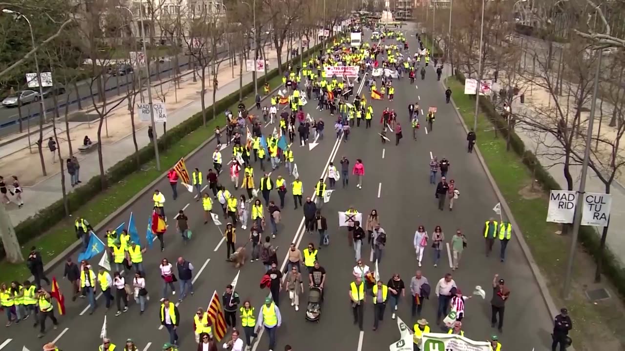 Spanish farmers protest in downtown Madrid