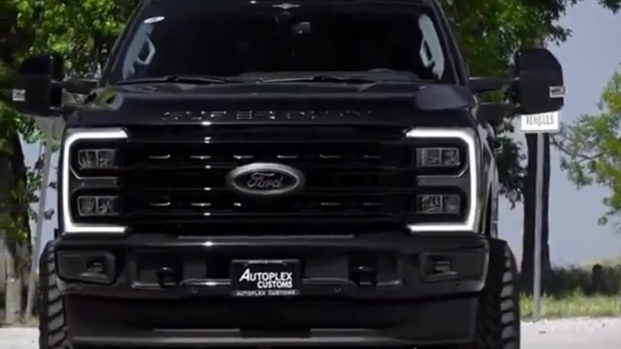lifestyle car Full house beautiful driving enjoy model 2023