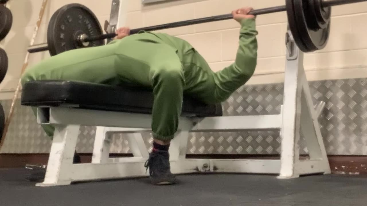 Bench press 115kg at 95% 1x1