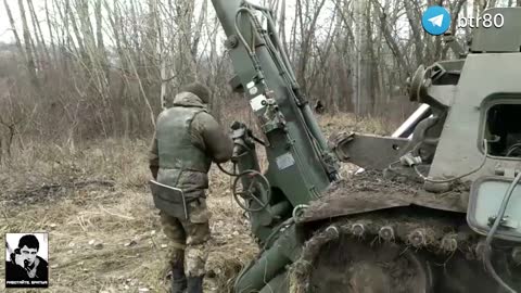 "🅾️tvazhnye" near Kremennaya fill up the militants of the Armed Forces of Ukraine with bouquets