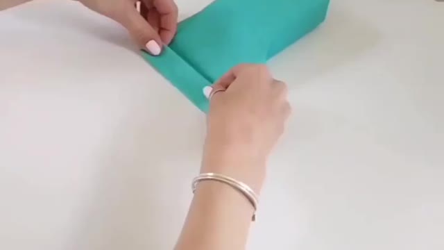 Gift Wrapping Activity - Lovely Do-It-Yourself Wrapping Activity 🌲🌟🎉