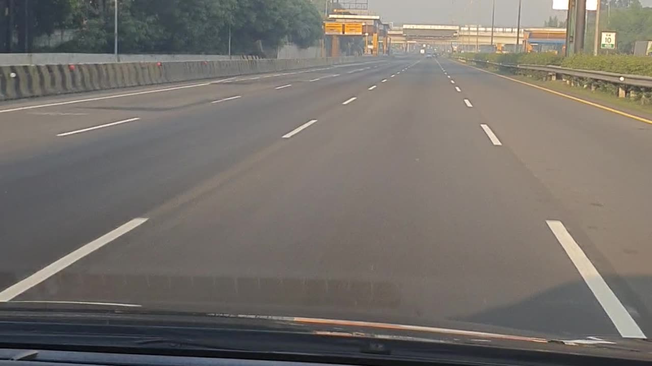 Jalan Tol Jakarta Merak Saat Lebaran