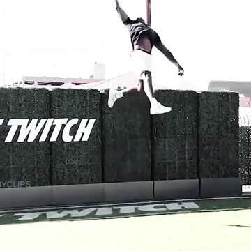 5 Foot Vertical JUMP! - Dk Metcalf #shorts #rumbleshorts