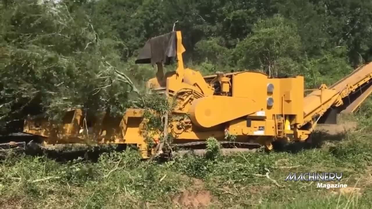 Extreme Fast Wood Chipper Machine Modern Technology - Amazing Wood Processor Big Tree Shredder Easy