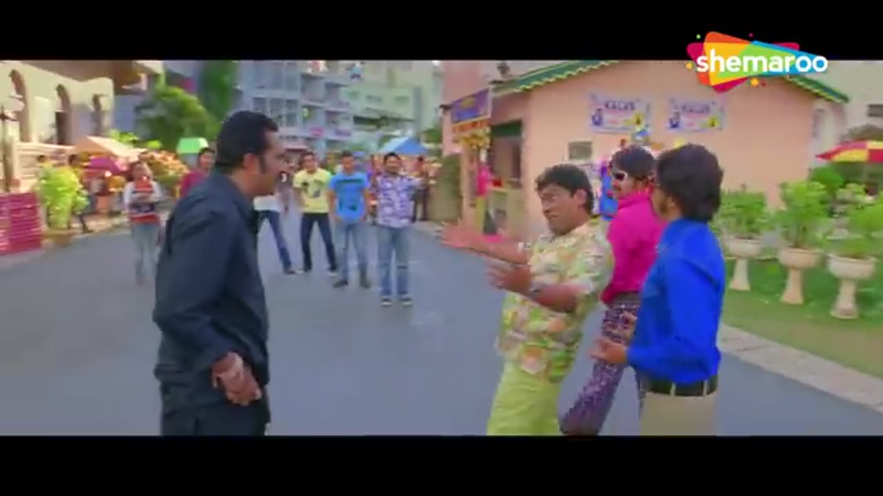 Best watch comedy cut out from bollywood movie