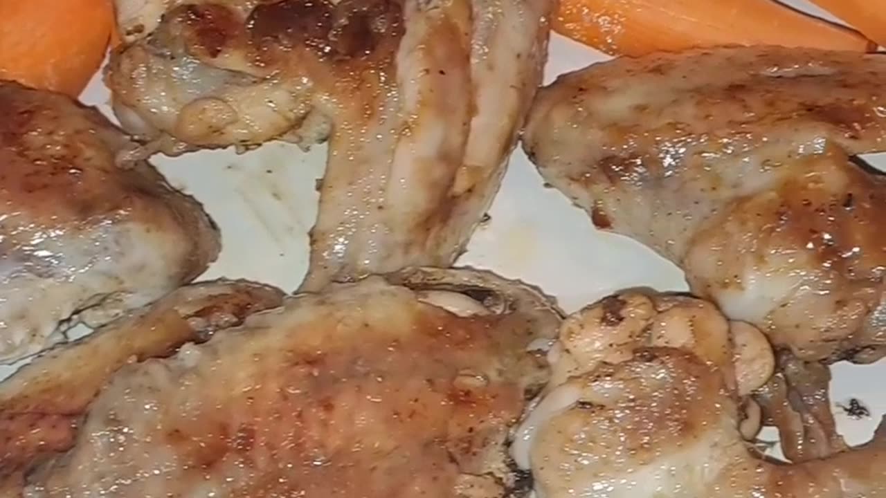 Super easy spicy chicken wings in Pan