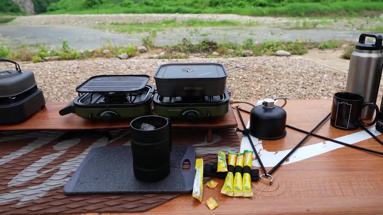 Dengerous camping in heavy Rain with a dog