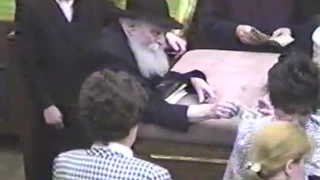 5. Leil Tes Vov Sivan 5750, end of maariv and dollars = ליל ט"ו סיון תש"נ