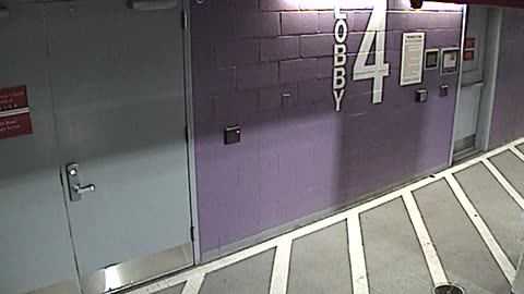 6123RHOBG3G304ABLobby4_2021-01-06_03h40min00s443ms.mp4