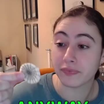 Delicious Caramel Cobwebs? #universalstudios #wizardingworld #honeydukes #harrypotter