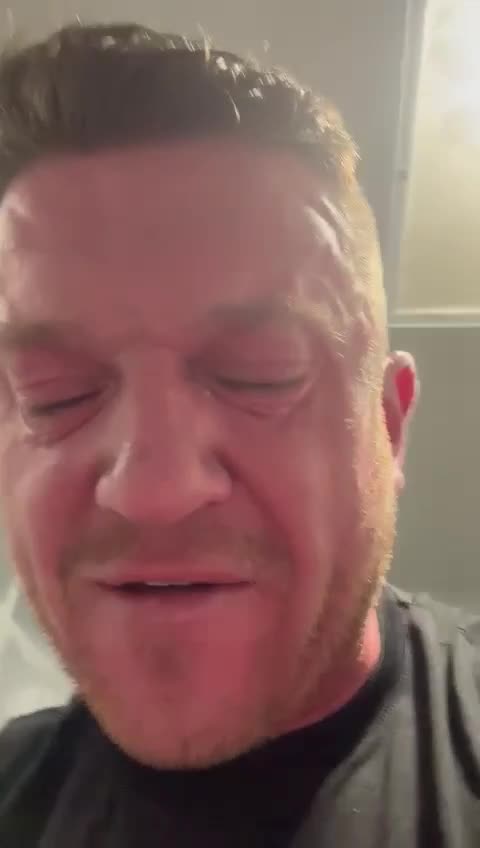 Tommy Robinson reporting from inside police van after being pepper sprayed