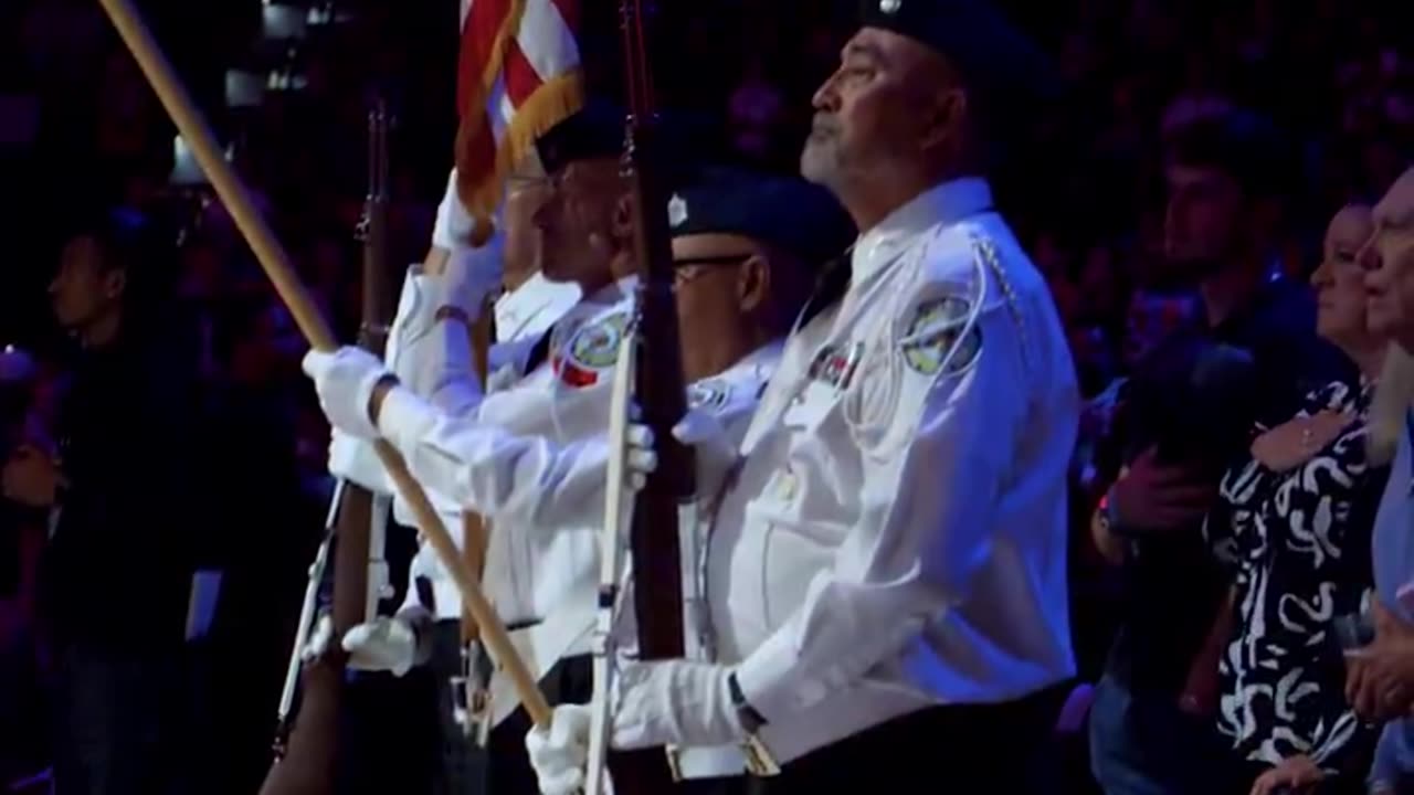 San Antonio Spurs - A special night celebrating and honoring veterans! 🇺🇸