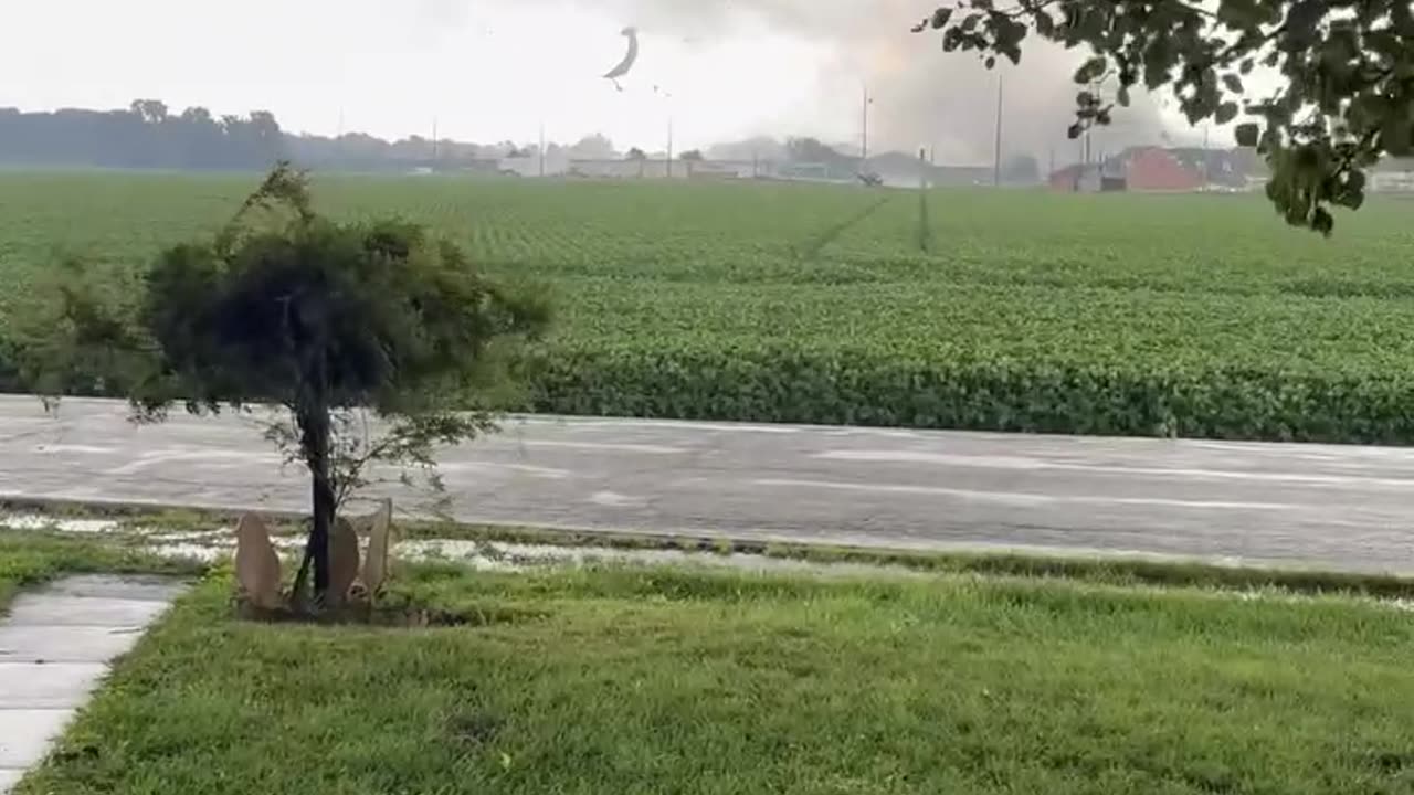 Tornado in Mt Vernon Indiana