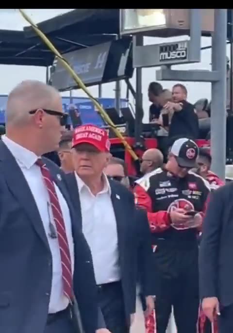 DID YOU KKOW? EX PRESIDENT??????