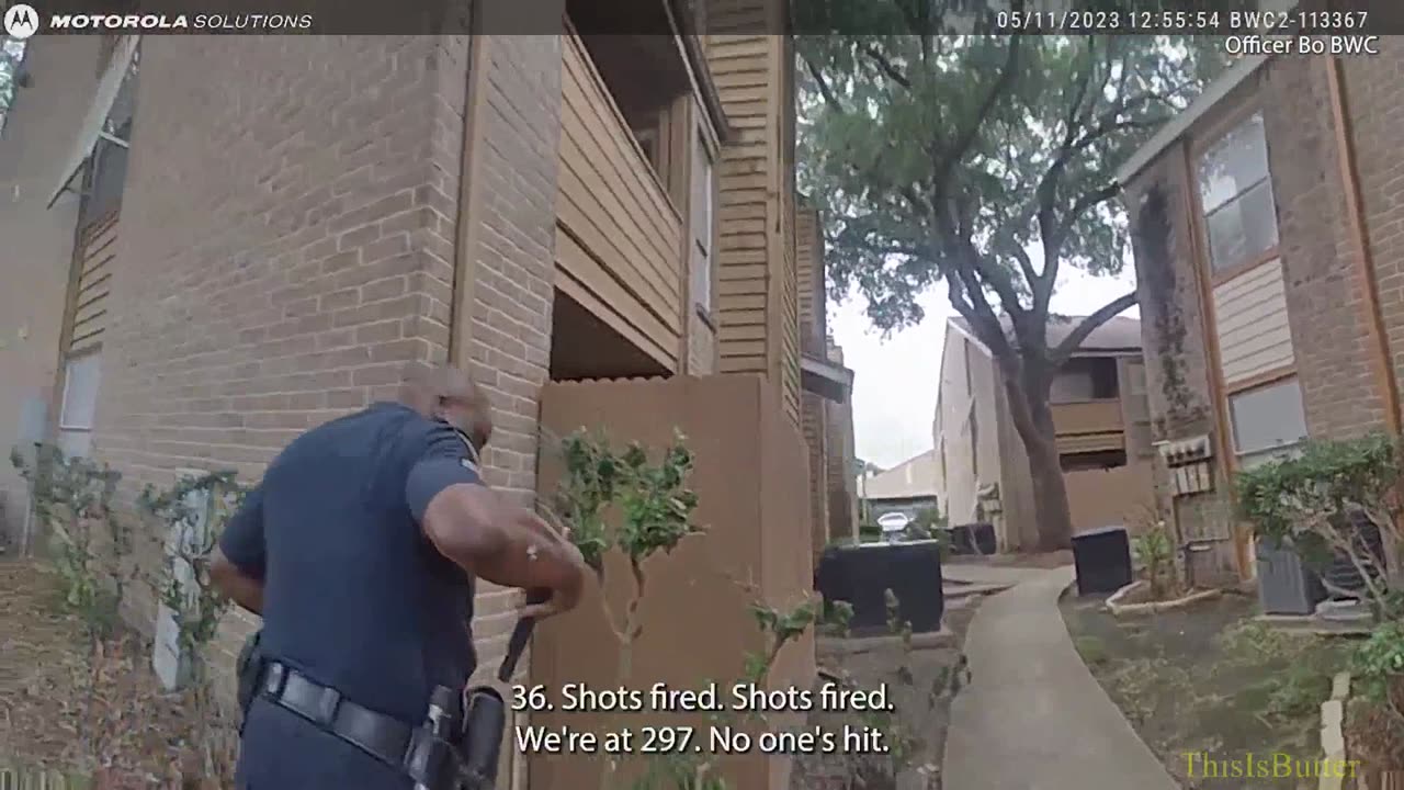 HPD officer grazed when armed suspect opens fire in SW Houston at an apartment complex