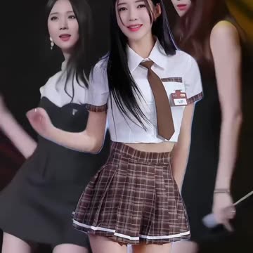 #who can withstand this #full screen big long legs #小manwaist twists # charming sexy # beautiful buttocks