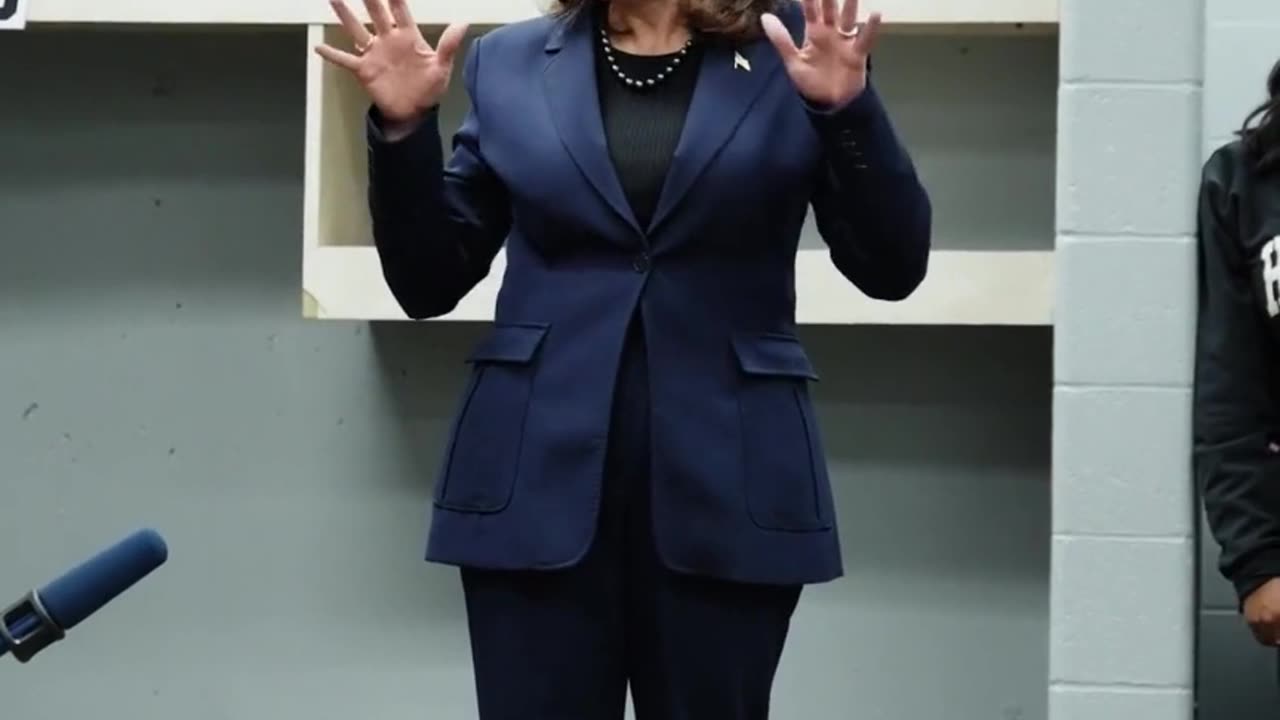 Kamala Gives The Worst Locker Room Speech In The History Of Locker Room Speeches