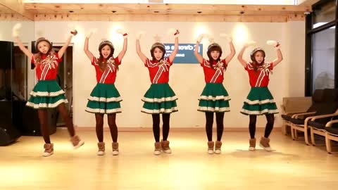 Crayon Pop 'Lonely Christmas' mirrored Dance Practice