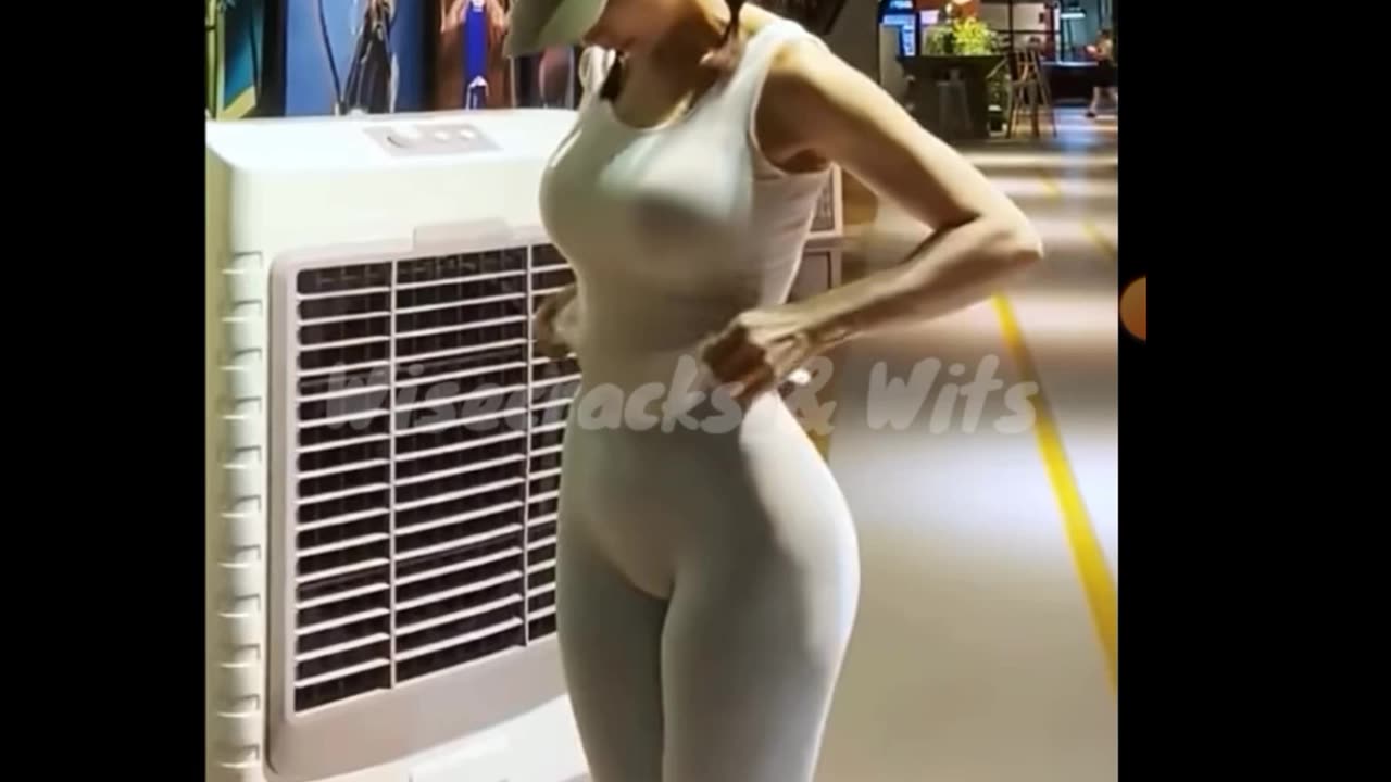 Fitness gym stunning girl