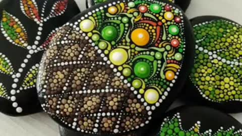 handmade stunning and unique pebble painting ideas