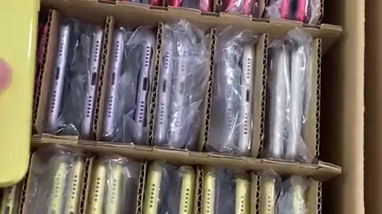 Apple new stock available in classic mobile hallroad Lahore Pakistan