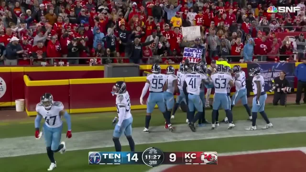 Travis Kelce FURIOUS after dropped pass leading to INT