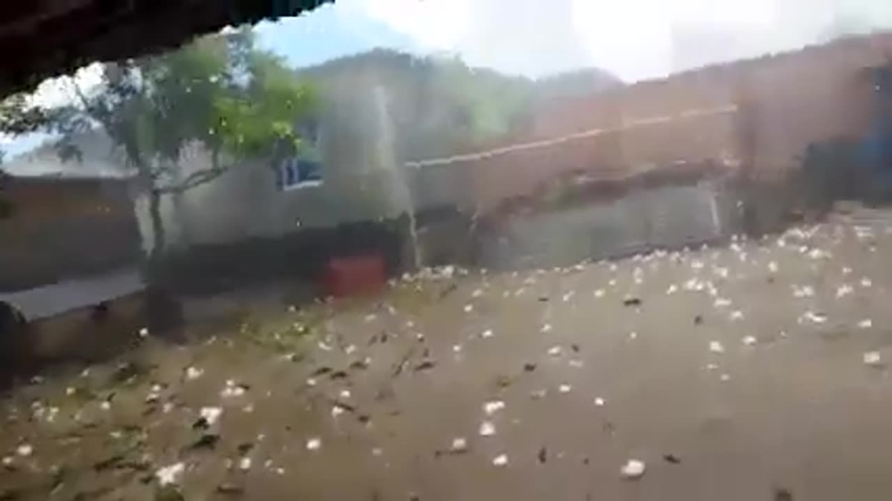 Utter pradesh lucknow me olo ki barish
