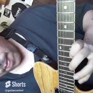 Classic Yngwie Malmsteen Ascending Run