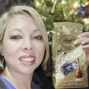 25 More Days to Christmas Countdown | Lindor Chocolate