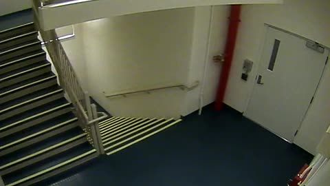 8400OHOB03Stair1_2021-01-06_17h40min01s793ms.mp4