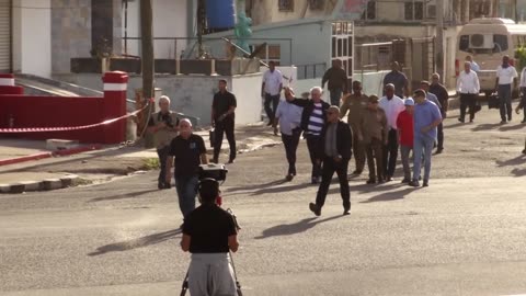 Multitudinaria marcha contra el bloqueo frente a embajada de EEUU en Cuba | AFP
