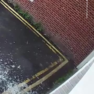 Guy Accidentally Shatters Brand-New Shower Screen While Trying To Bring It Home
