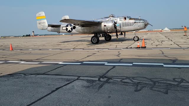 B25 Bomber taxiing