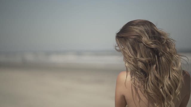 جميله ومناضر اجمل حولها
