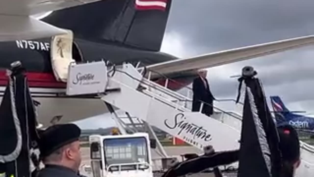 Arrival of @realDonaldTrump in Scotland.