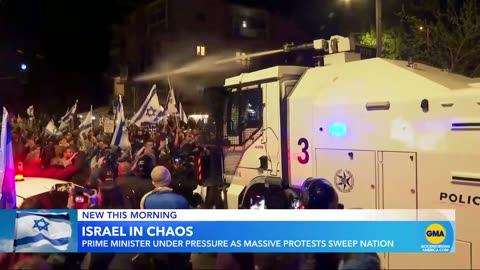 Thousands storm streets of Israel over controversial judiciary reform plan l GMA
